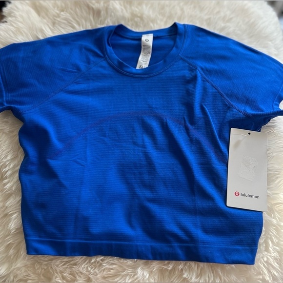 LULULEMON - Swiftly Tech Cropped Short-Sleeve Shirt 2.0 - Picture 4 of 6